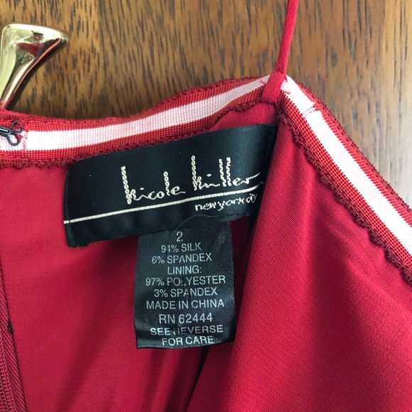 Nicole Miller ruched strapless red gown size 2 - Picture 5 of 6